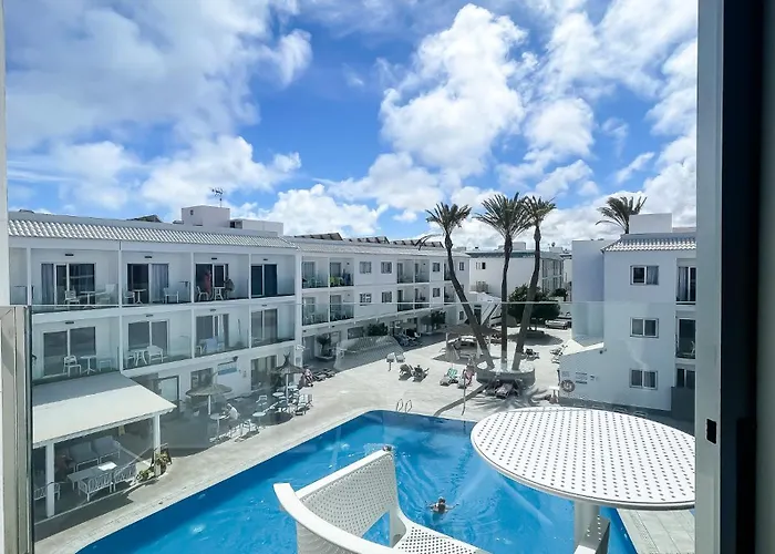 Ferienvermietung: Corralejo Surfing Colors Hotel&Apartments