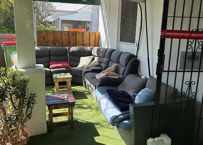 Shiralee Hostel -Note - Valid Passport Required To Check In Perth