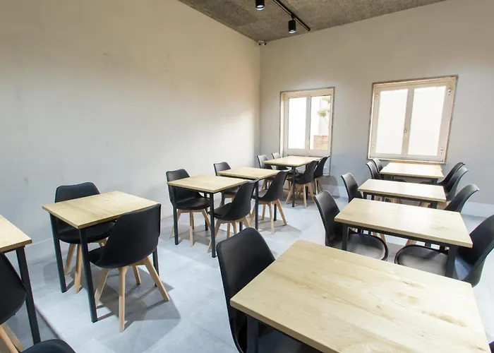 Alojamento com o café da manhã Apenas: The Gate Porto