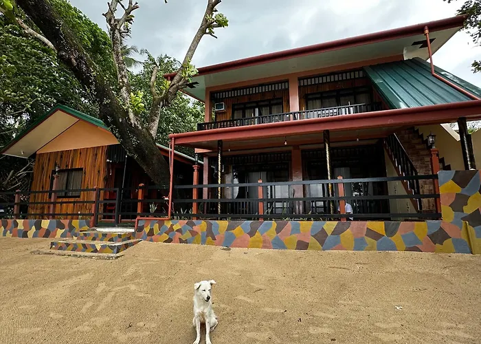 Guest house: Fabregas Beach Cottages