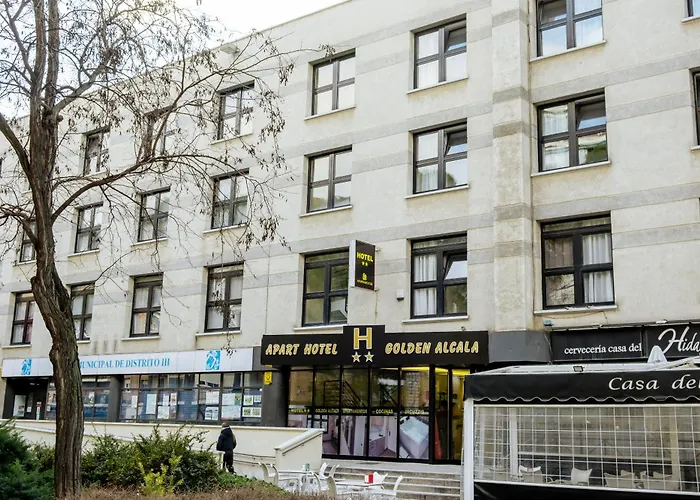 Hotel Jacuzzi: Apartahotel Golden Alcalá