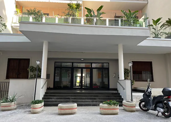  Villa Sant'Elmo Con Parcheggio Interno
