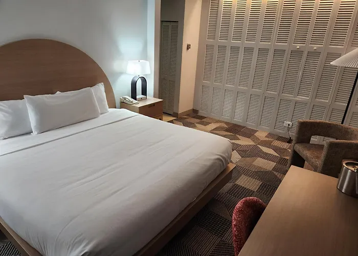Hôtel accueillant les animaux: Miami International Airport Hotel