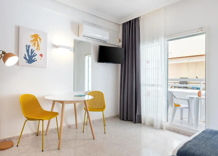Hotel Apartamentos Vibra Lux Mar Ibiza