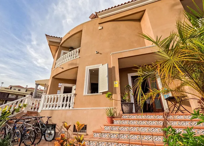 Duque Nest Hostel Costa Adeje 