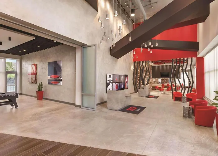 Hotel familiar: Radisson Red Miami Airport