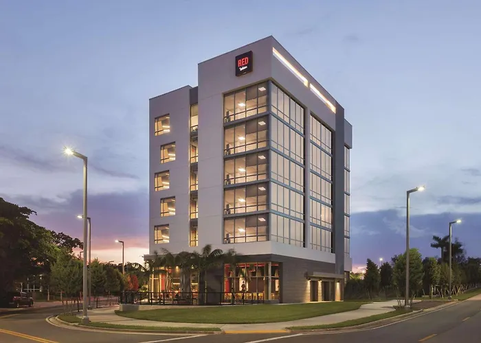 Hotel familiar: Radisson Red Miami Airport