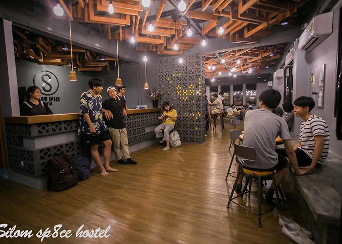 Silom Space Hostel