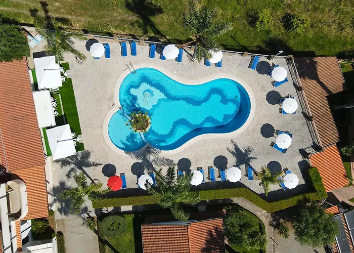Rosy Hotel Residence Capo Vaticano