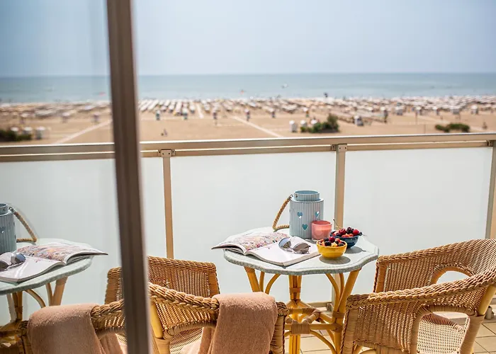 Hotel Jacuzzi: Hotel Karinzia