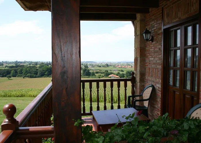 Hotel de lujo: Hotel Posada de Cantabria EL SOLAR -Cenas típicas y Gintonic- Bar -Terraza panorámica