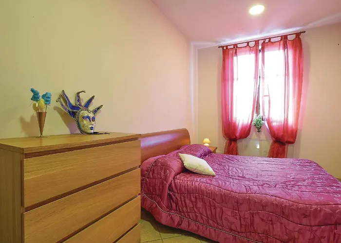  Amazing Home In Torre Di Pescopaganoce