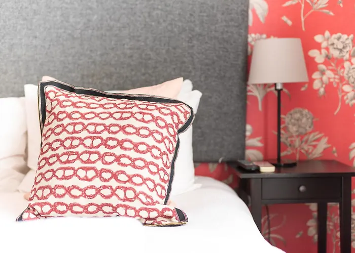 Notting Hill Hotel By Capital