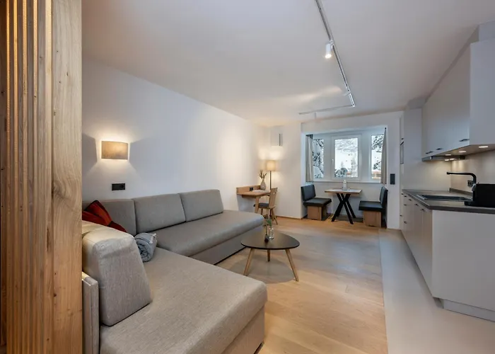 Aparthotel: Hotel Zirbenhof