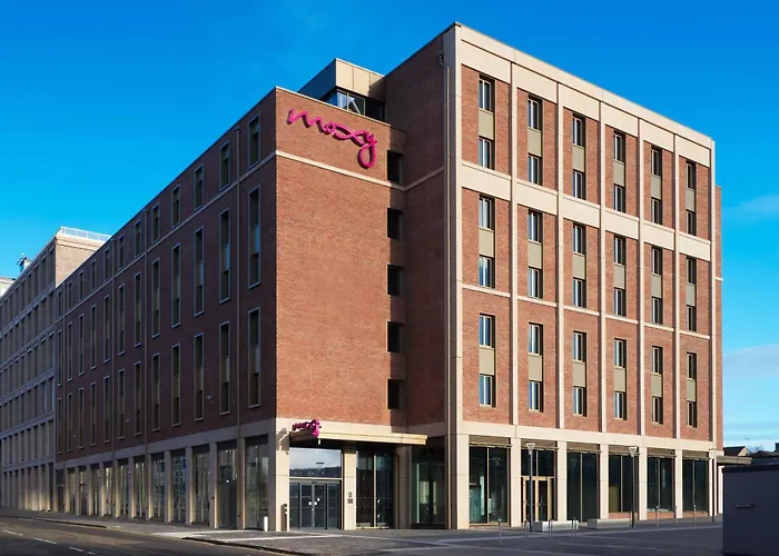 Pet Friendly hotel: Moxy Edinburgh Fountainbridge