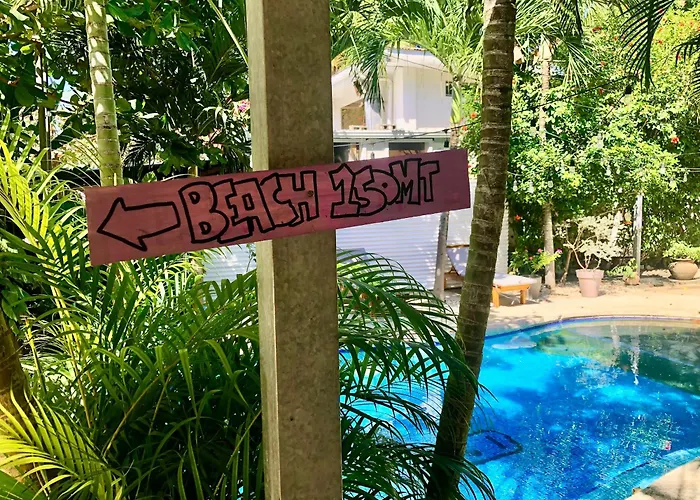 Pet Friendly hotel: El Reinas By Sugar'S Monkey