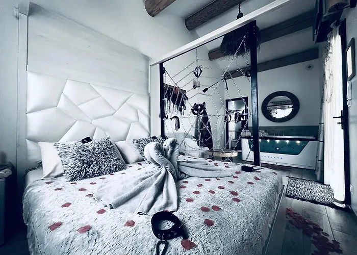 Villa Cocoon - Love Room Cocooning & 50 Nuances Cuges-les-Pins
