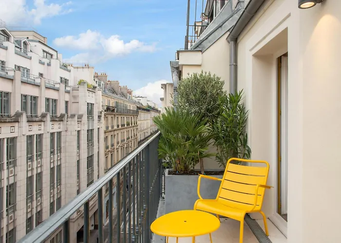 Kid friendly hotel Arc Elysees