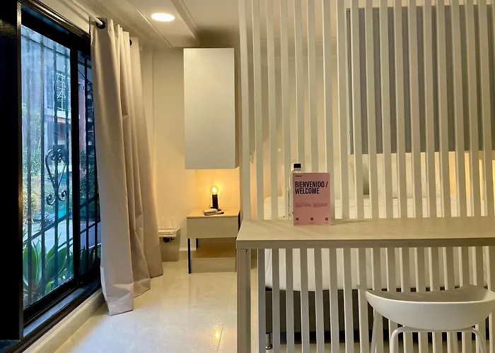 Hotel Jacuzzi: Apartments With Jacuzzi In El Poblado By Wynwood House