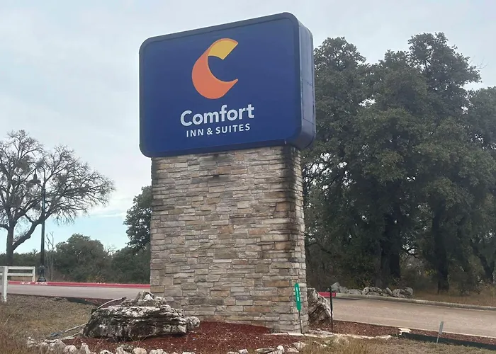 Comfort Inn & Suites Burnet