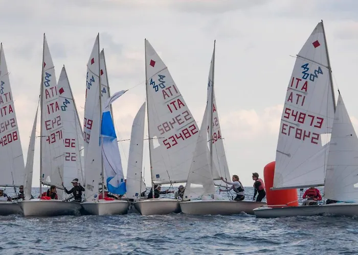 Hotel adatto agli animali: Residence Villa Carmen fronte mare a 50 mt