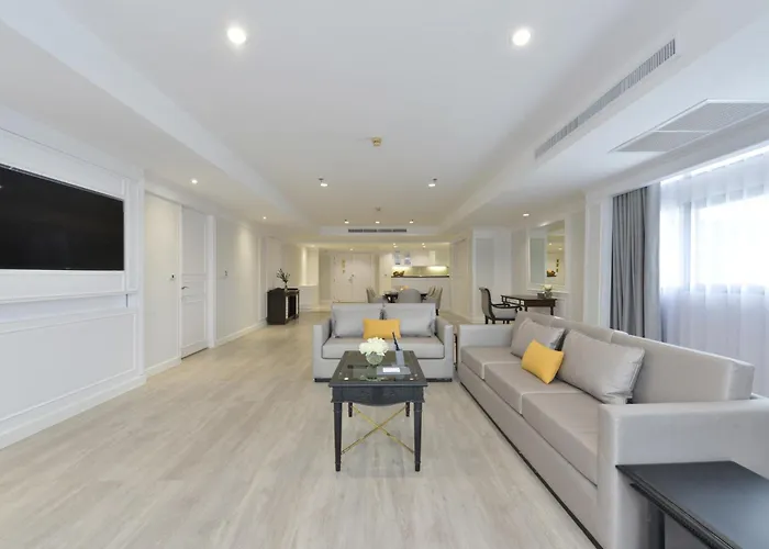 Casino hotel: Centre Point Plus Hotel Silom - Newly Renovated