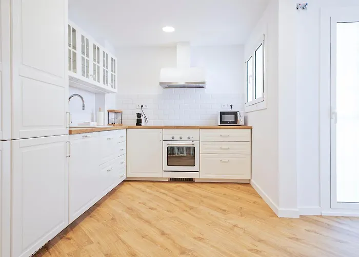 The Corner Apartments By Aspasios