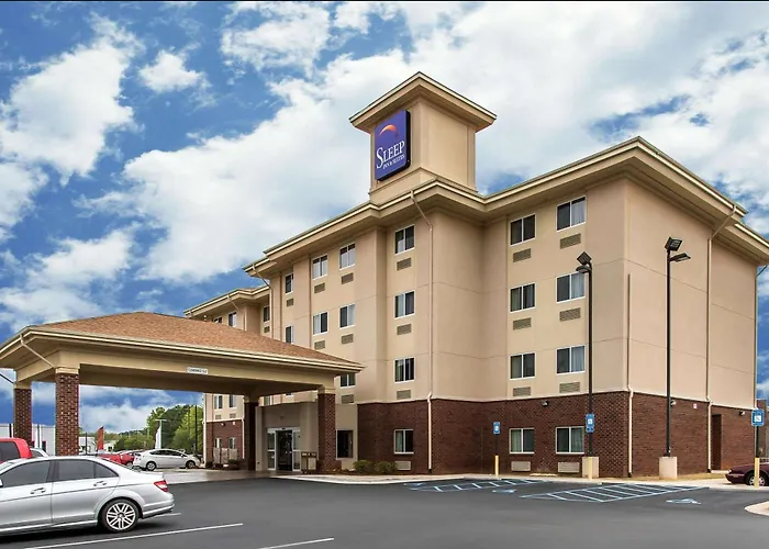 Hotel: Sleep Inn & Suites Huntsville Near Us Space & Rocket Center