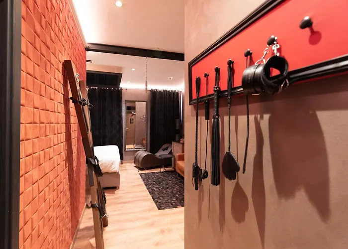 Love Room -