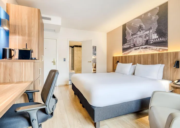 Holiday Inn Schuman By Ihg