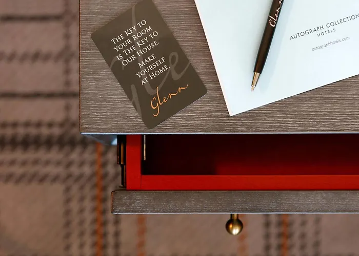 Pet Friendly hotel: Glenn Hotel, Autograph Collection