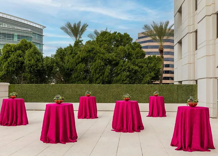 5 star hotel: The Camby, Autograph Collection