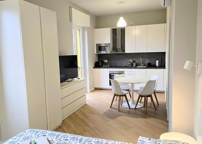 Monza Apartments