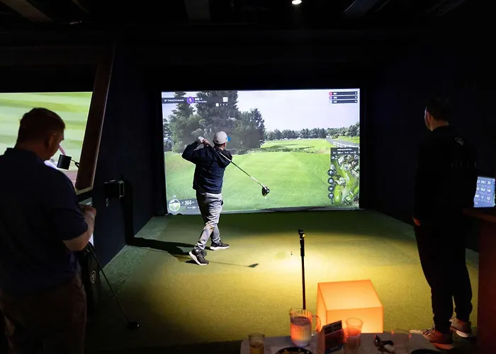 Cambria Hotel Detroit Downtown