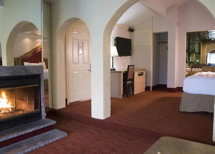 Cheap hotel: Paradise Stream Resort (Adults Only)