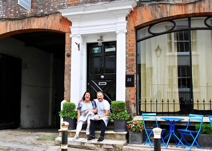 Hotel with Tennis: The Laindons