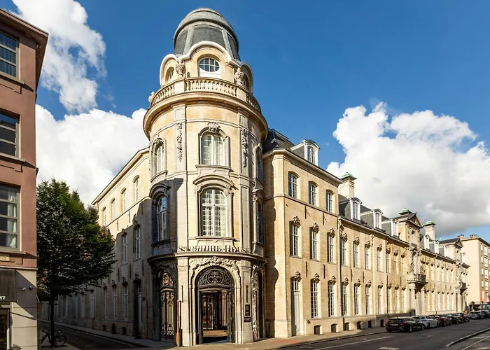 Sapphire House Antwerp, Autograph Collection By Marriott