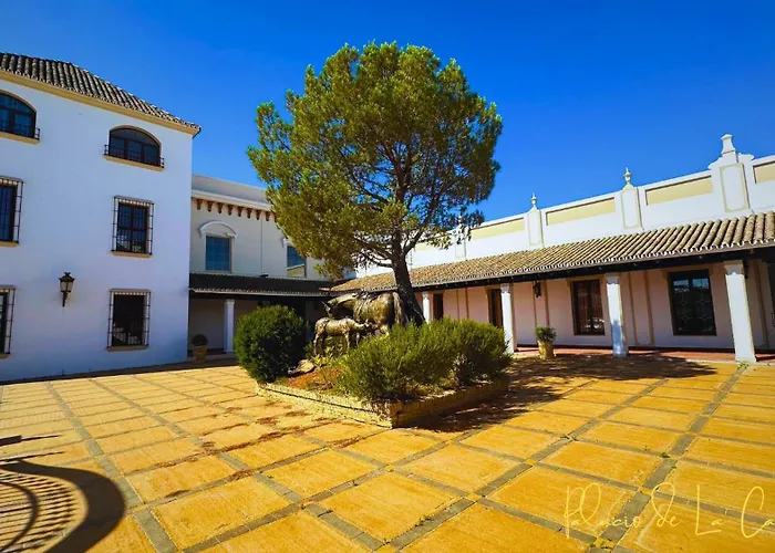 Palacio De La Canaliega