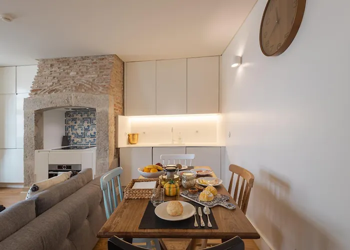 Alojamentos: Almaria - Officina Real Apartments | Chiado