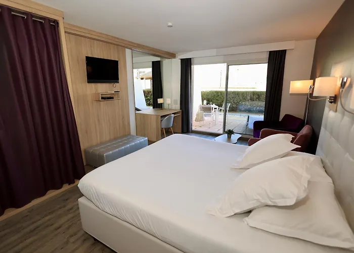 Hôtel Jacuzzi: Le Jardin d'EDEN réservé aux couples