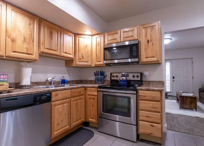 Cozy Relaxing Retreat Near Downtown Slc