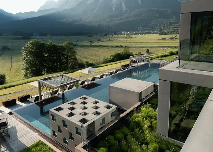 Luxury hotel only: Mohr Life Resort