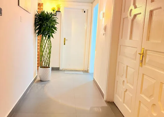 Guest house: Orchid International