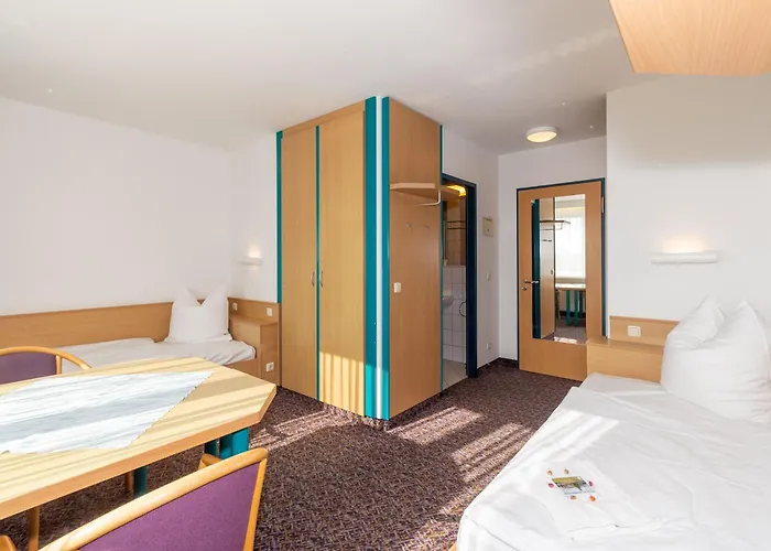 Herberge: Gästehaus im Haus des Kfz-Gewerbes