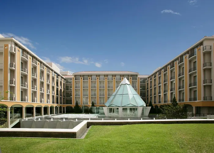 Central hotel: Miyako Hotel Kyoto Hachijo