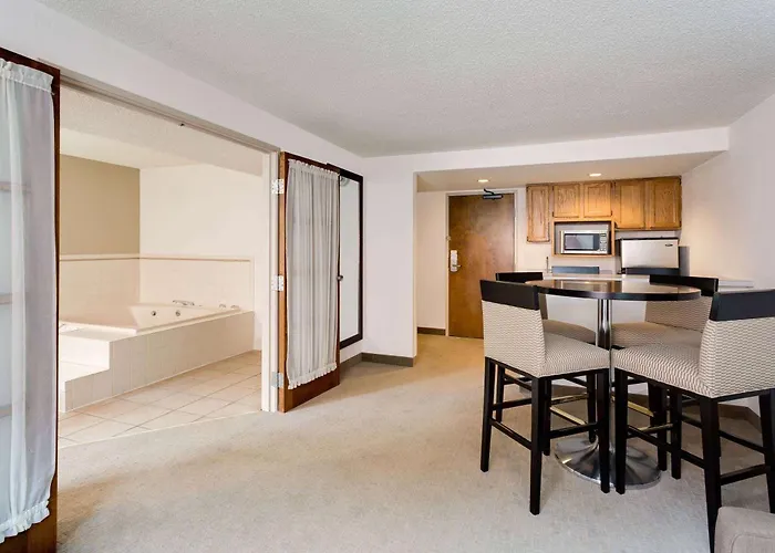 Luxury hotel only: Ramada By Wyndham Marquette