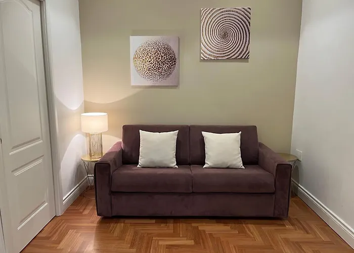  Villa Sant'Elmo Con Parcheggio Interno