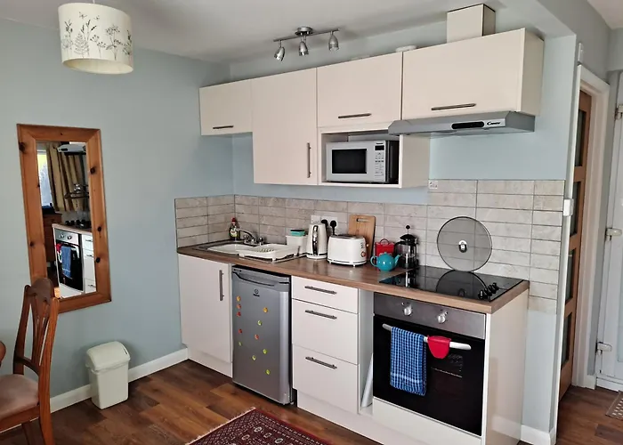 Cheltenham Studio Apartment