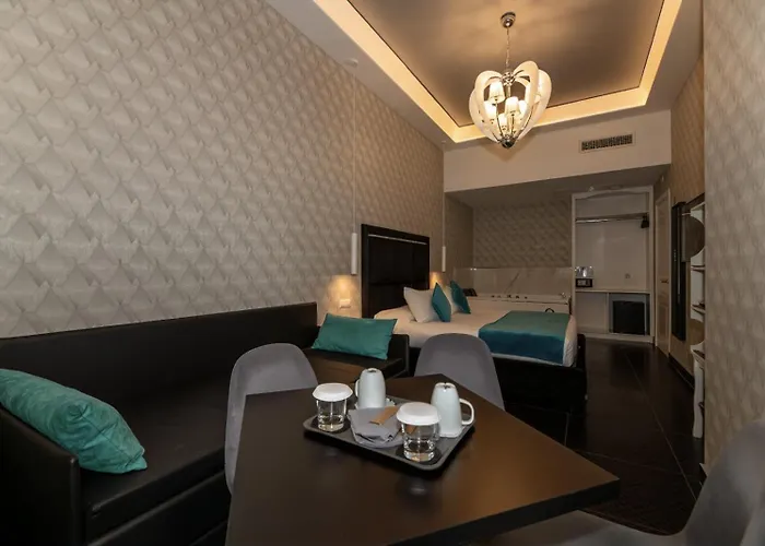 Hôtel Jacuzzi: Luna Luxury Bed And Breakfast