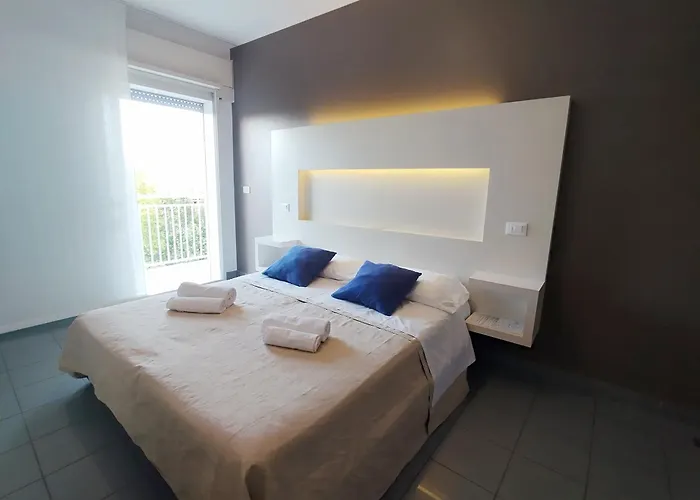 Hotel: Hotel Desire'